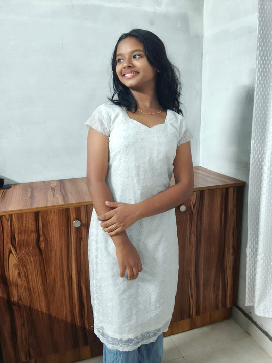 Zyara Simple & Elegant Acoba kurti