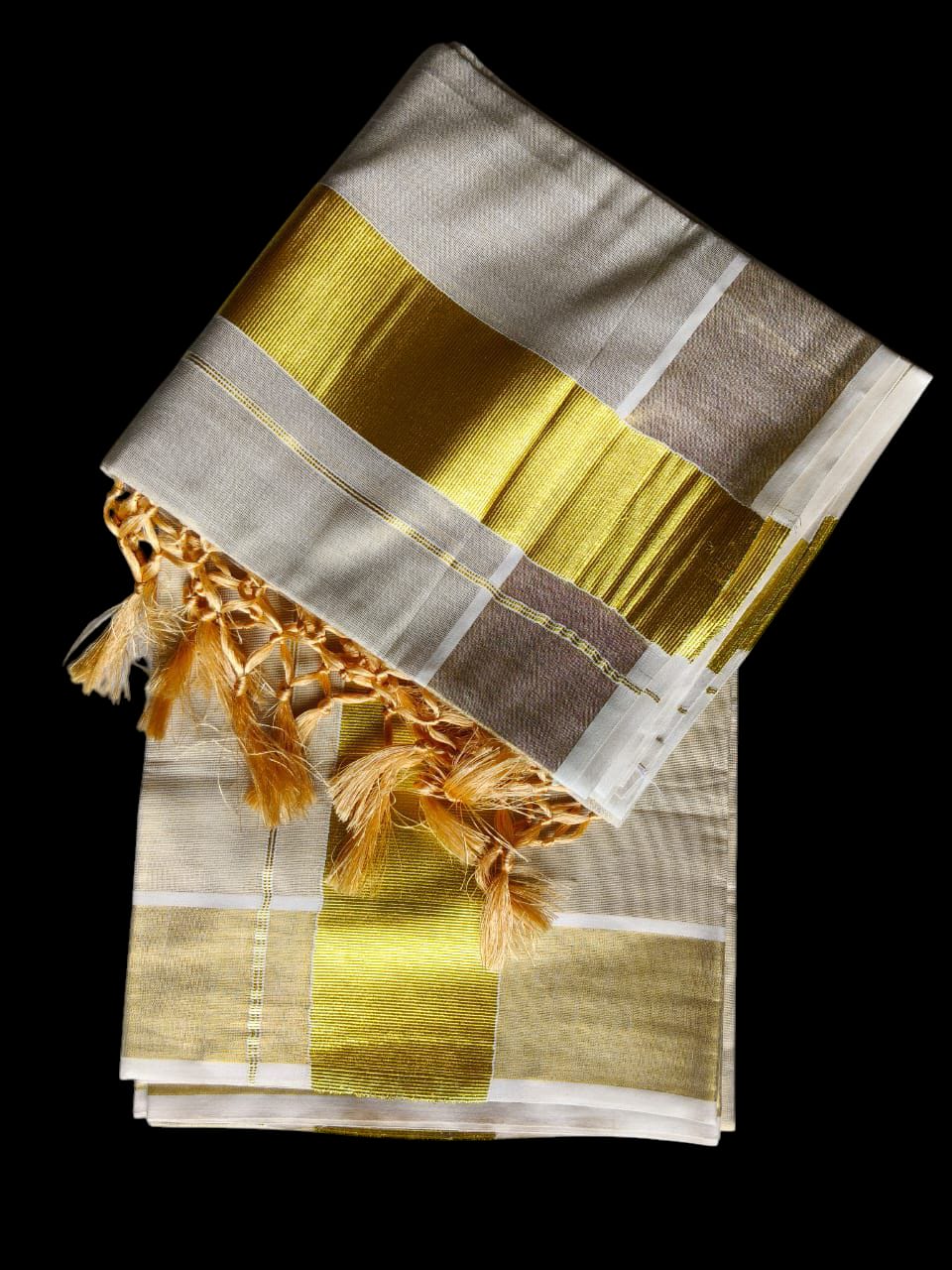 ZyaraFit Kasavu Set Mundu