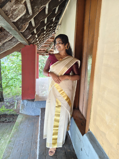 Zyara Kasavu Set Mundu